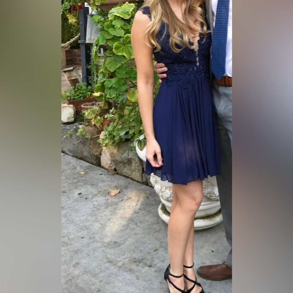 Navy blue Sherri Hill cocktail dress size 00